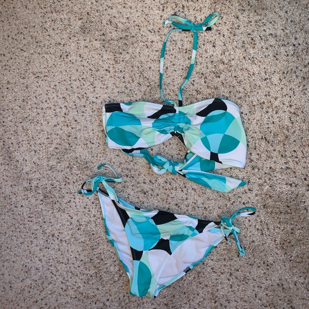 Multicolored bikini